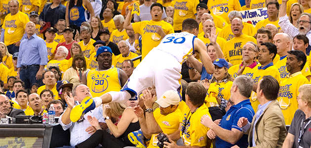 nba-playoffs-stephen-curry-injury-golden-state-warriors-oklahoma-city-thunder-game-2-video.jpg
